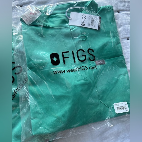 Figs Tops Figs Surgical Green Maternity Scrub Set Kitale Top And